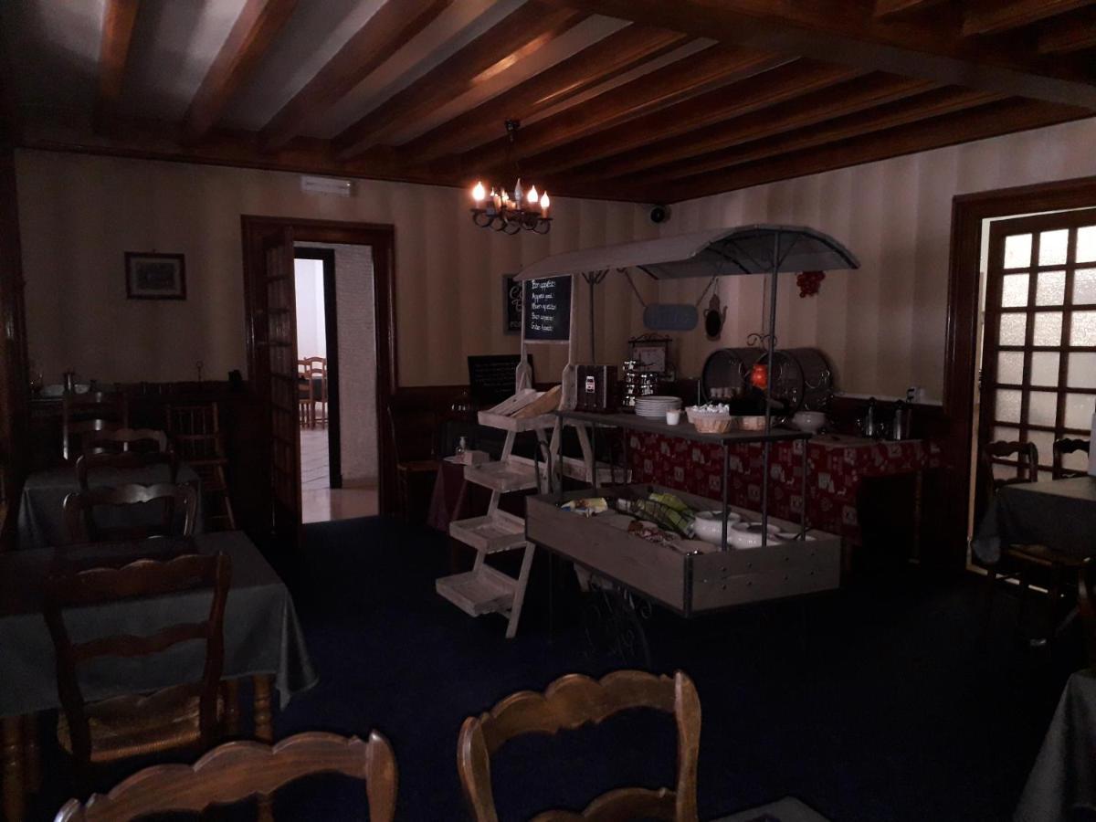Hotel Restaurant Le Traineau Clelles Ngoại thất bức ảnh