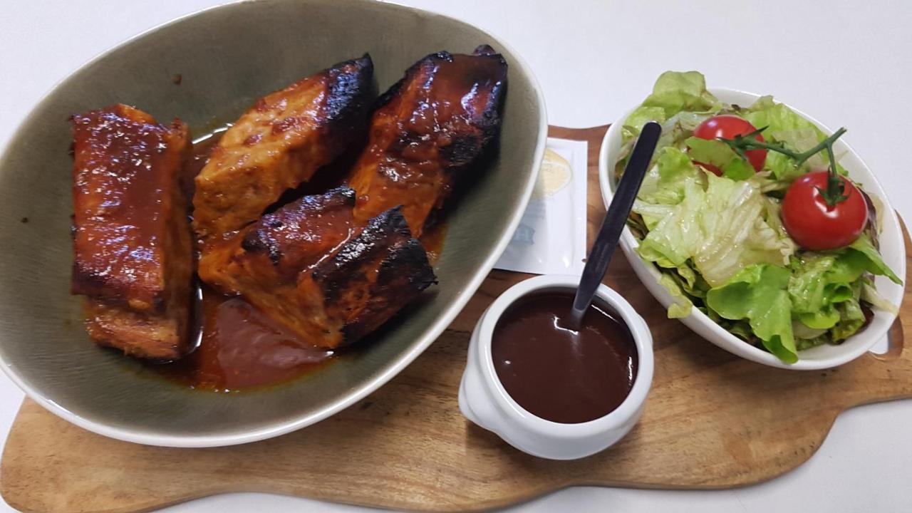 Hotel Restaurant Le Traineau Clelles Ngoại thất bức ảnh